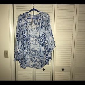 Melissa McCarthy Accessories - Melissa McCarthy Kimono Melissa McCarthy Accessories - Melissa McCarthy Kimono
